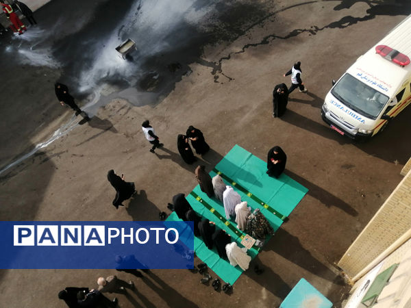 مانور زلزله و ایمنی در دبیرستان شاهد رضویه قم