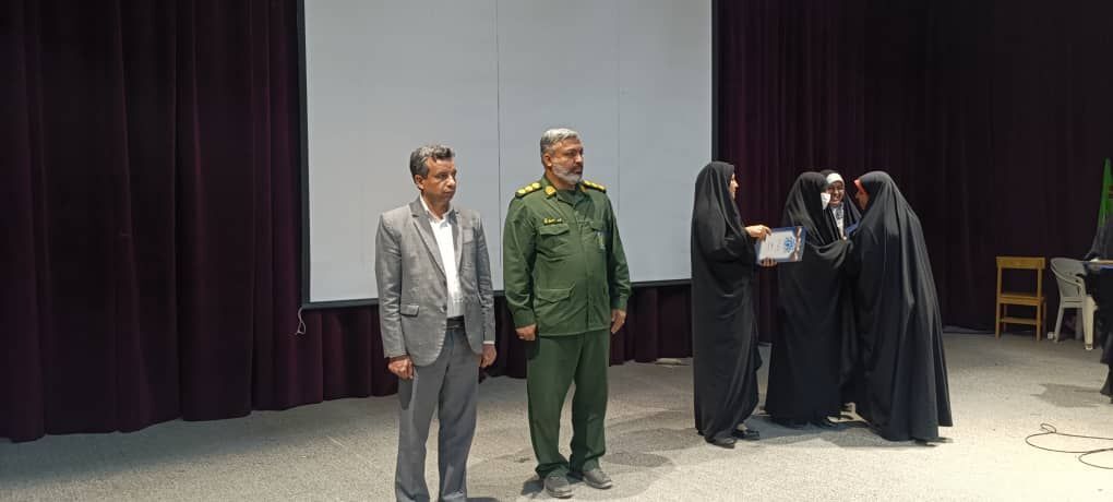 مراسم بزرگداشت روز مادر در بستک