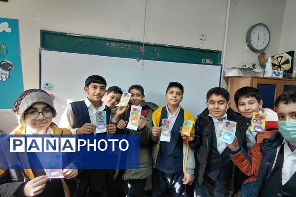 جشن میلاد حضرت فاطمه زهرا (س) در مدارس کهریزک 