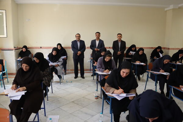 مدیر مدرسه نقش راهبردی در ایجاد محیطی پویاوارتقای انگیزه معلمان دارد