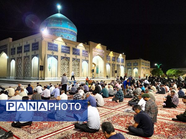 قرائت دعای کمیل در شهرستان کاشمر 