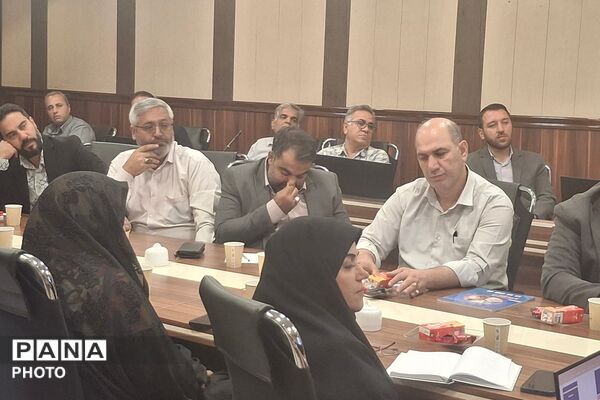 کارگاه توانمندسازی مدیران مقطع متوسطه اول در شهر ری