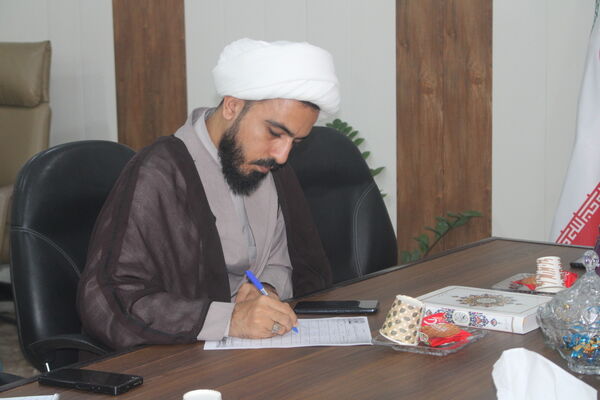 جلسه برنامه‌ریزی بزرگداشت هفته دفاع مقدس در اداره‌کل آموزش و پرورش استان بوشهر