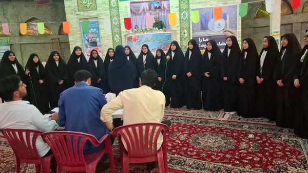 جشنواره سرودخوانی به‌مناسبت هفته دفاع مقدس