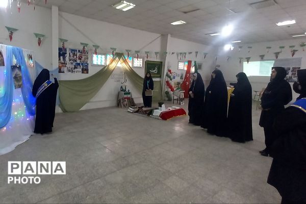 برپایی مدرسه انقلاب در هنرستان قدس ناحیه دو شهرری 