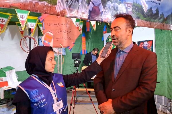 معلمان؛ پرچمداران آگاهی و ایثار در سنگر تعلیم و تربیت هستند