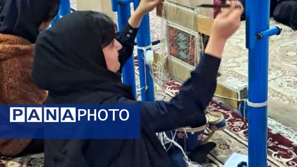 موج رنگها در جشنواره فردا