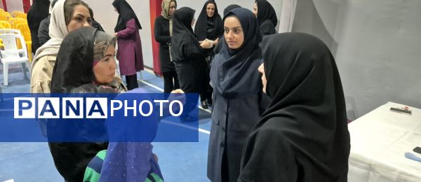 اولین جلسه عمومی انجمن اولیا و مربیان دبیرستان دخترانه شاهد غرویان (وکیلی22)