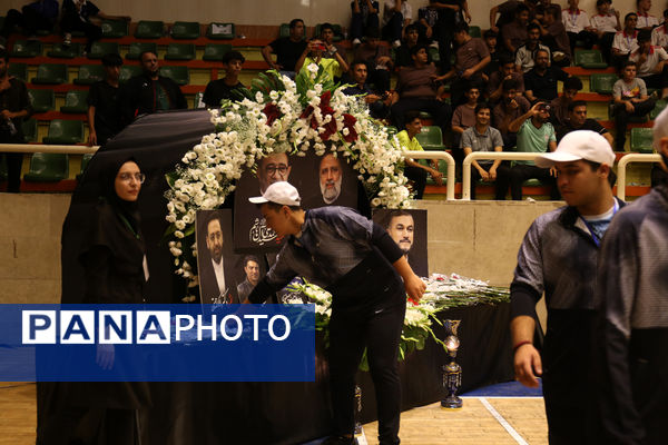 مشعل مسابقات کشوری ورزش دانش‌آموزی در تبریز روشن شد