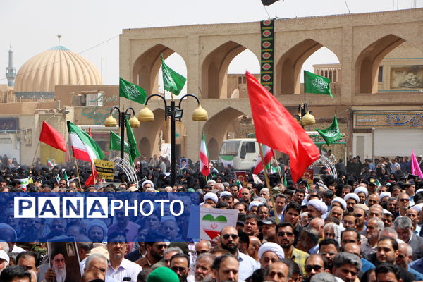 تشییع شهدای حمله رژیم صهیونیستی در یزد