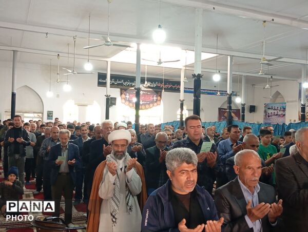 اقامه نماز عید فطر در روستای بلیان کازرون