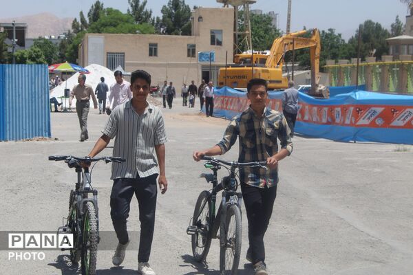 نماز جمعه امروز کرمان از نگاه دوربین