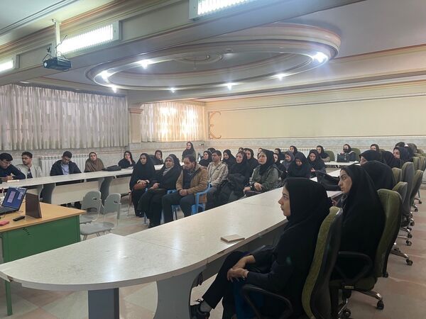 کارگاه توانمند‌سازی رابطین پژوهشی مدارس شهرستان بجنورد