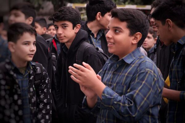 صبحگاه دانش‌آموزی در دبیرستان دوره اول شاهد گرگان