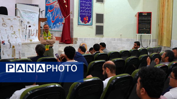 برگزاری دوره‌ آموزشی تربیت مربی کاردان ویژه مربیان پیشتاز استان مرکزی