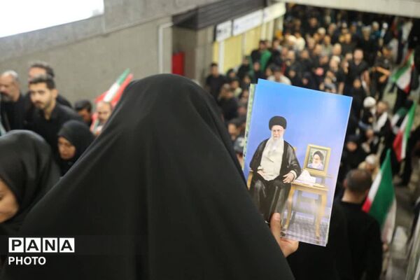 مراسم وداع با پیکر مطهر رهبر شهید در مصلی تهران 