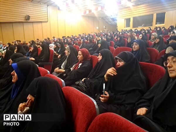 همایش تبیین نقش رسانه در جنگ تحمیلی