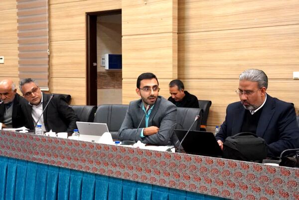 اولین نشست خبری استاندار یزد 