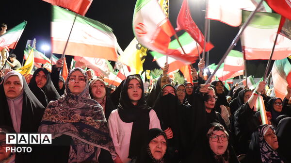 میراثِ ماندگار؛ هشتاد و ششمین شبِ اقتدار ایستاده برای آرمان‌ها