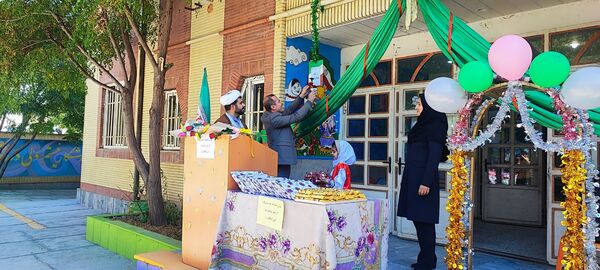 جشن شکوفه‌های سال تحصیلی جدید در شهرستان سملقان