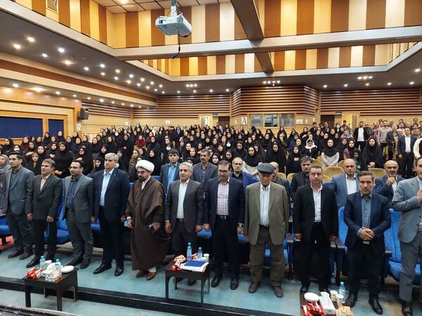 از فرهنگیان شاخص خرمدره تقدیر شد