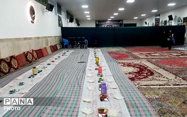 ضیافت افطار در امامزاده سید قاسم روستا ارغا خلیل آباد