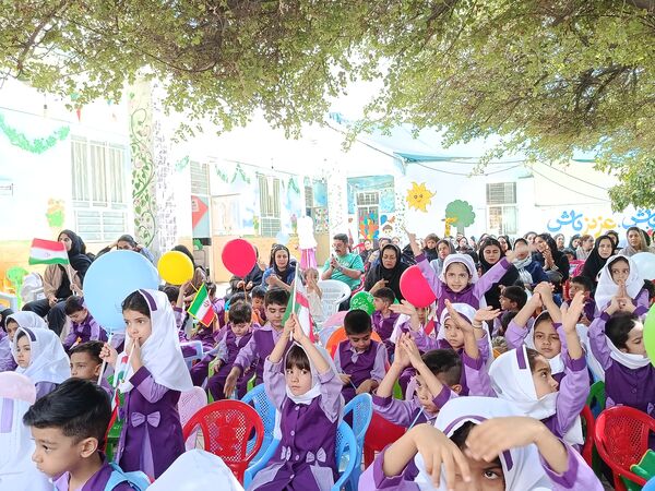 رنگین‌‌کمان شادی و یادگیری در جشن غنچه‌‌ها