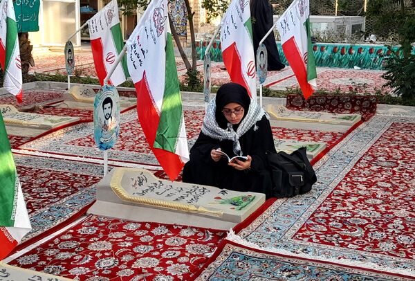 اعزام دختران دانش‌آموز شهر جعفریه قم به اردوی راهیان نور