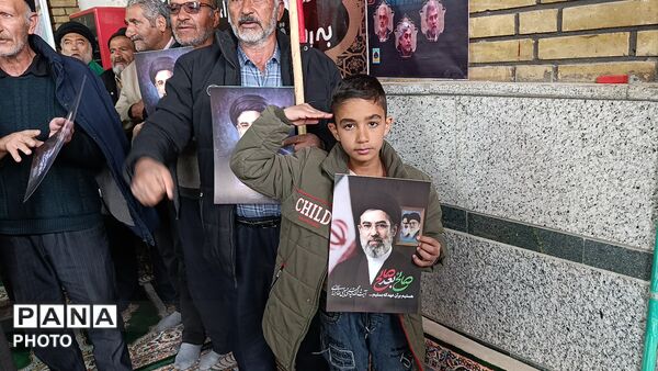 با تو قد می کشیم...