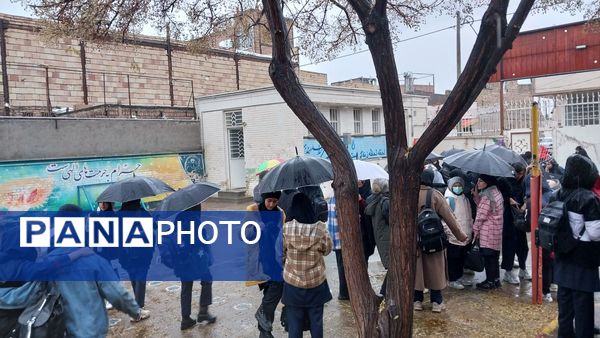 اولین بارش باران الهی در شهر زیبای  نیشابور 