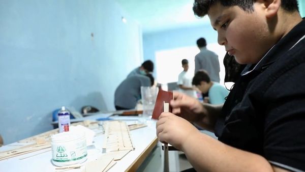 مدرسه راهی برای آینده روشن