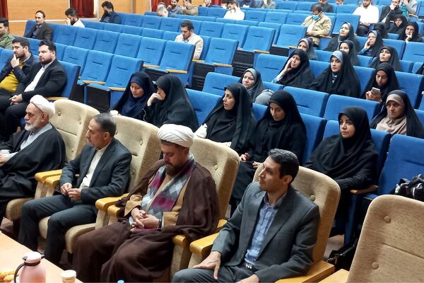 کارگاه مهارت افزایی و ترویج فرهنگ نماز ویژه معاونین پرورشی قرچک