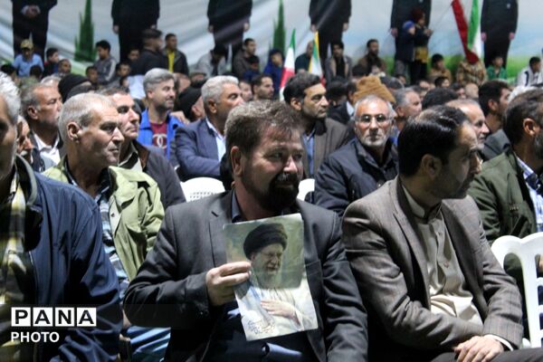 24 فروردین روز ملی فاروج نامگذاری شد 