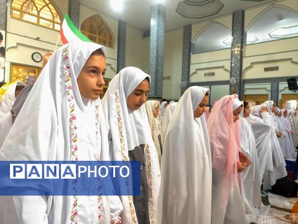 جشن تکلیف؛ لبخند بندگی در قاب تصویر