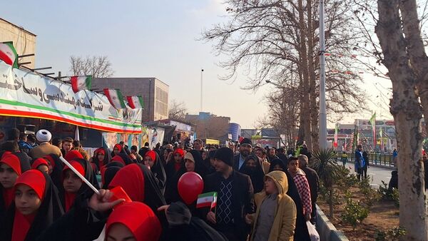 شور اسلامی در مسیر راهپیمایی تهران
