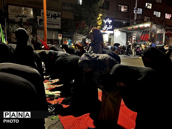 برپایی نماز استغاثه در ساوجبلاغ 