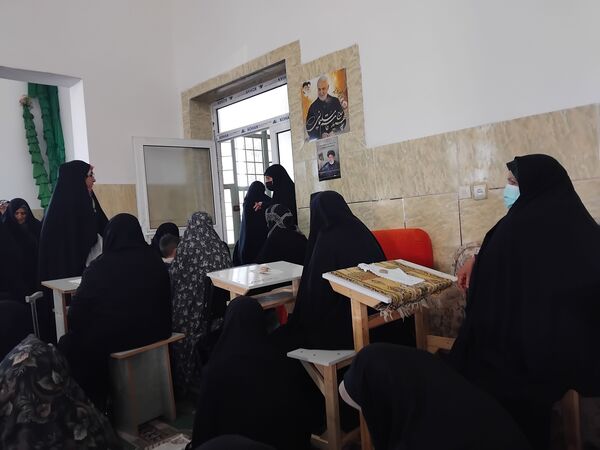 اقامه‌ نماز‌ عیدفطر در شهر وردنجان