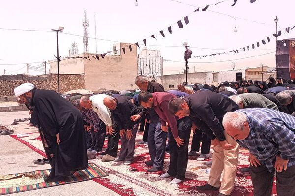 نماز ظهر عاشورا در شهرستان باشت