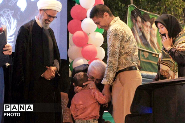 جلوه ای از اتحاد و همدلی و برادری مردم  شهرستان بجنورد