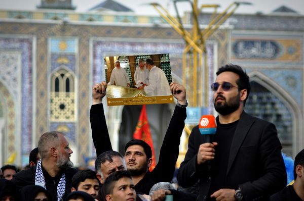 زیارت شهدای جمهور در حرم مطهر رضوی