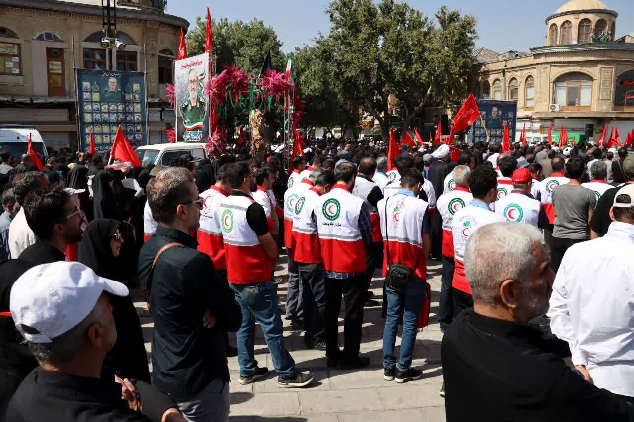 حضور اعضای جمعیت هلال‌احمر استان همدان در مراسم تشییع پیکر سردار شهید سپهبد علی شادمانی