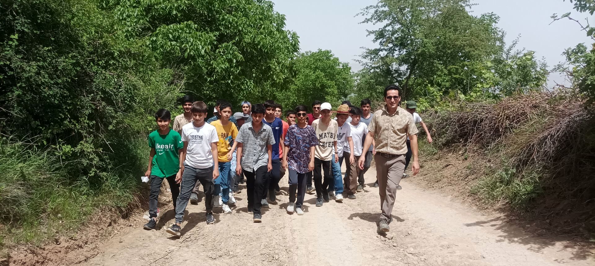 اردوی دانش‌آموزان دبیرستان نمونه دولتی پژوهش آشخانه 