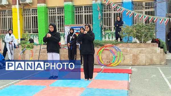 المپیاد ورزشی درون مدرسه‌ای در دبیرستان فاطمیه‌ ناحیه یک کرج