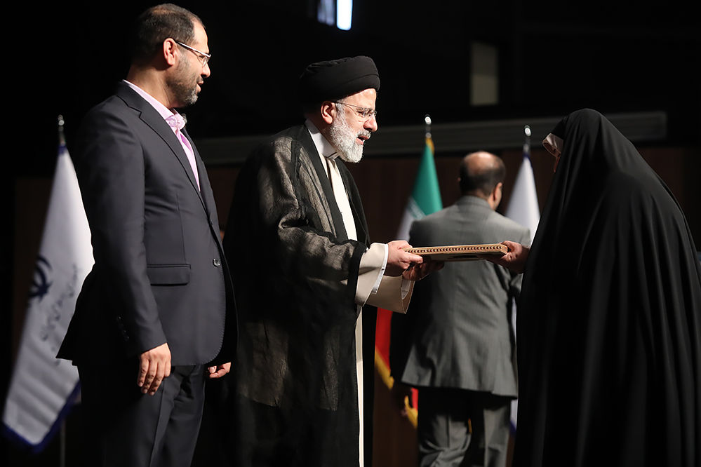 دولت سیزدهم ‌مجدانه به‌دنبال ارتقای منزلت و معیشت معلمان است