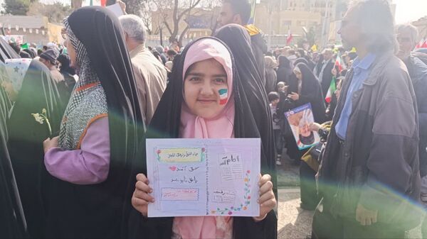 راهپیمایی ۲۲ بهمن برای ایرانی آباد و امید به فردایی بهتر است