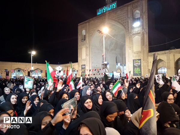 خروش مردم بصیر و عزادار شهرستان نیشابور در چهارمین روز از عزای سالار شهیدان انقلاب اسلامی 