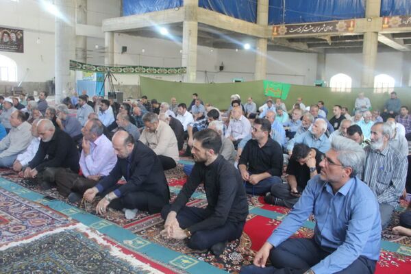 اقامه نماز جمعه‌ در گلوگاه 