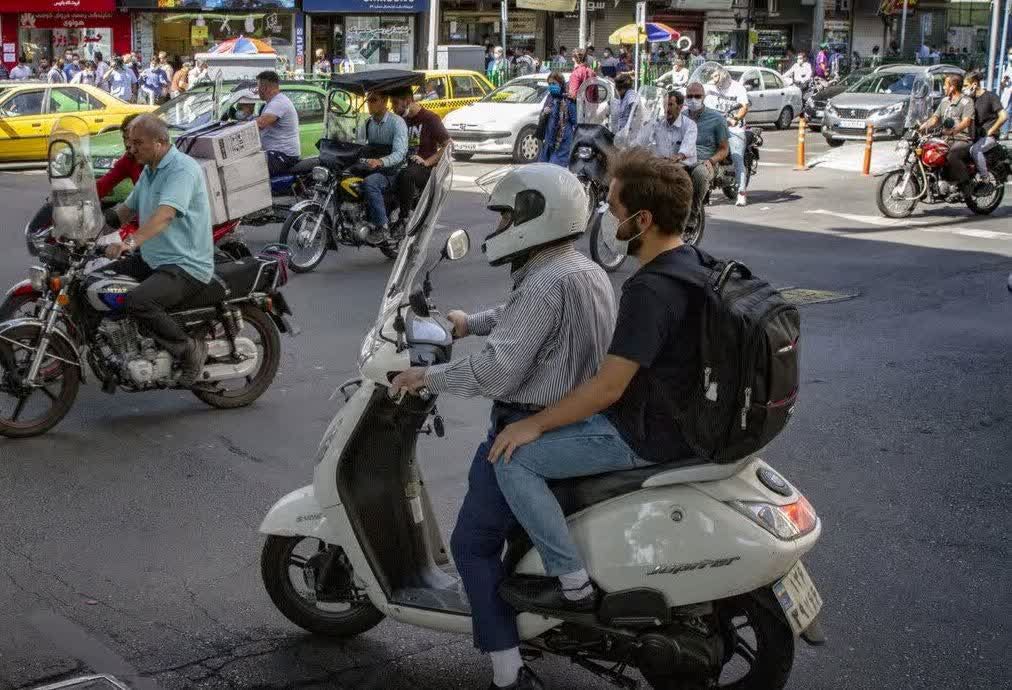 موتورسیکلت‌ها با رعایت قوانین به کاهش آلودگی هوا و ترافیک کمک می‌کنند