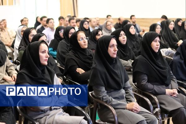 افتتاحیه دوره مهارت‌آموزی مربیان آموزش معلولان و بازآموزی آموزگاران استثنایی در مازندران 