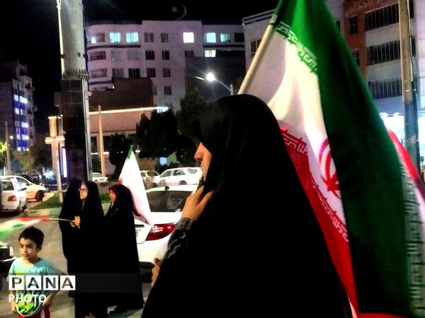 «موکب شهدای بسیج» در فلکه آزادی؛ میعادگاه دلدادگان و خادمان